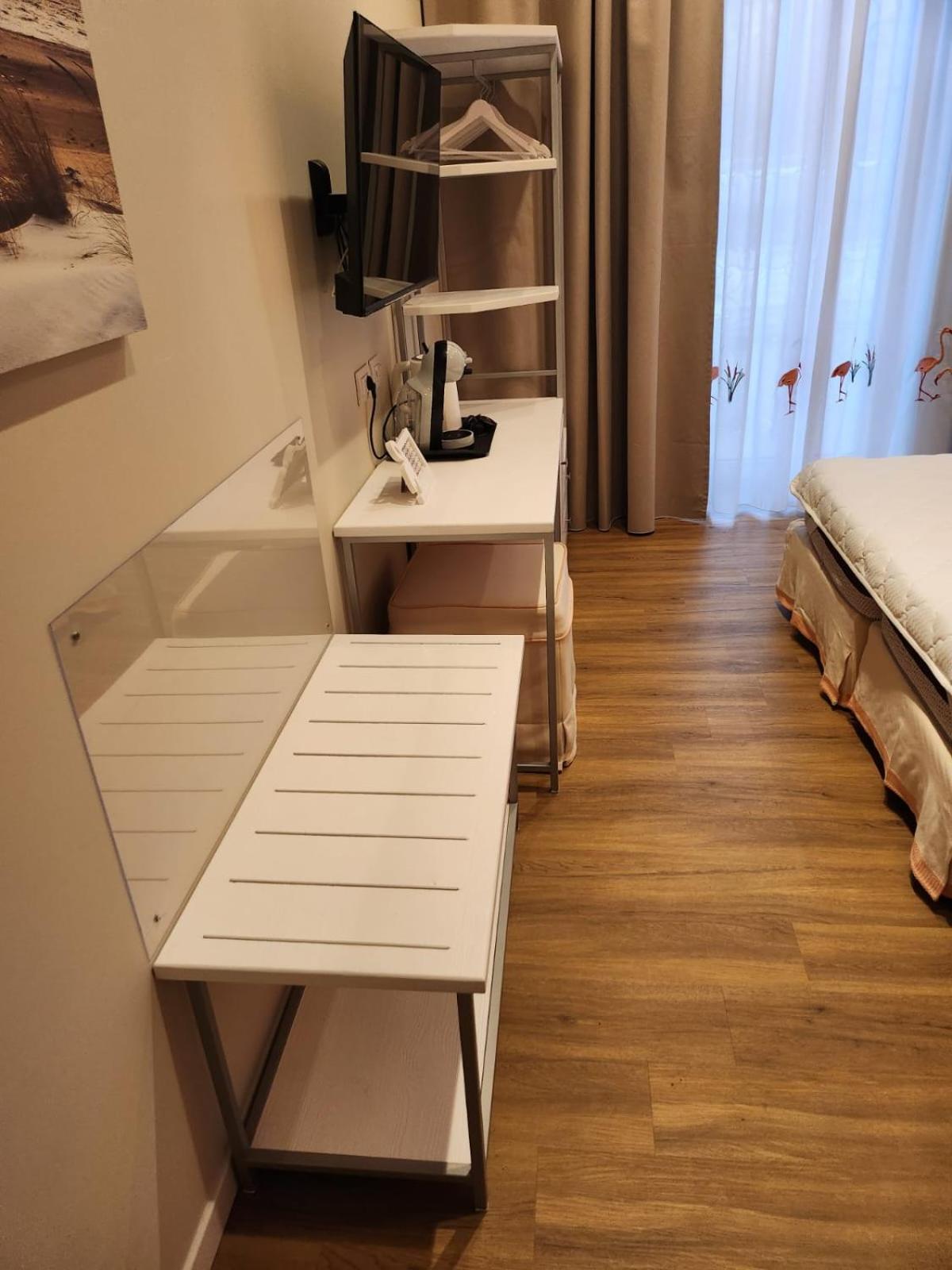 Berry Rooms 卡利亚里 外观 照片
